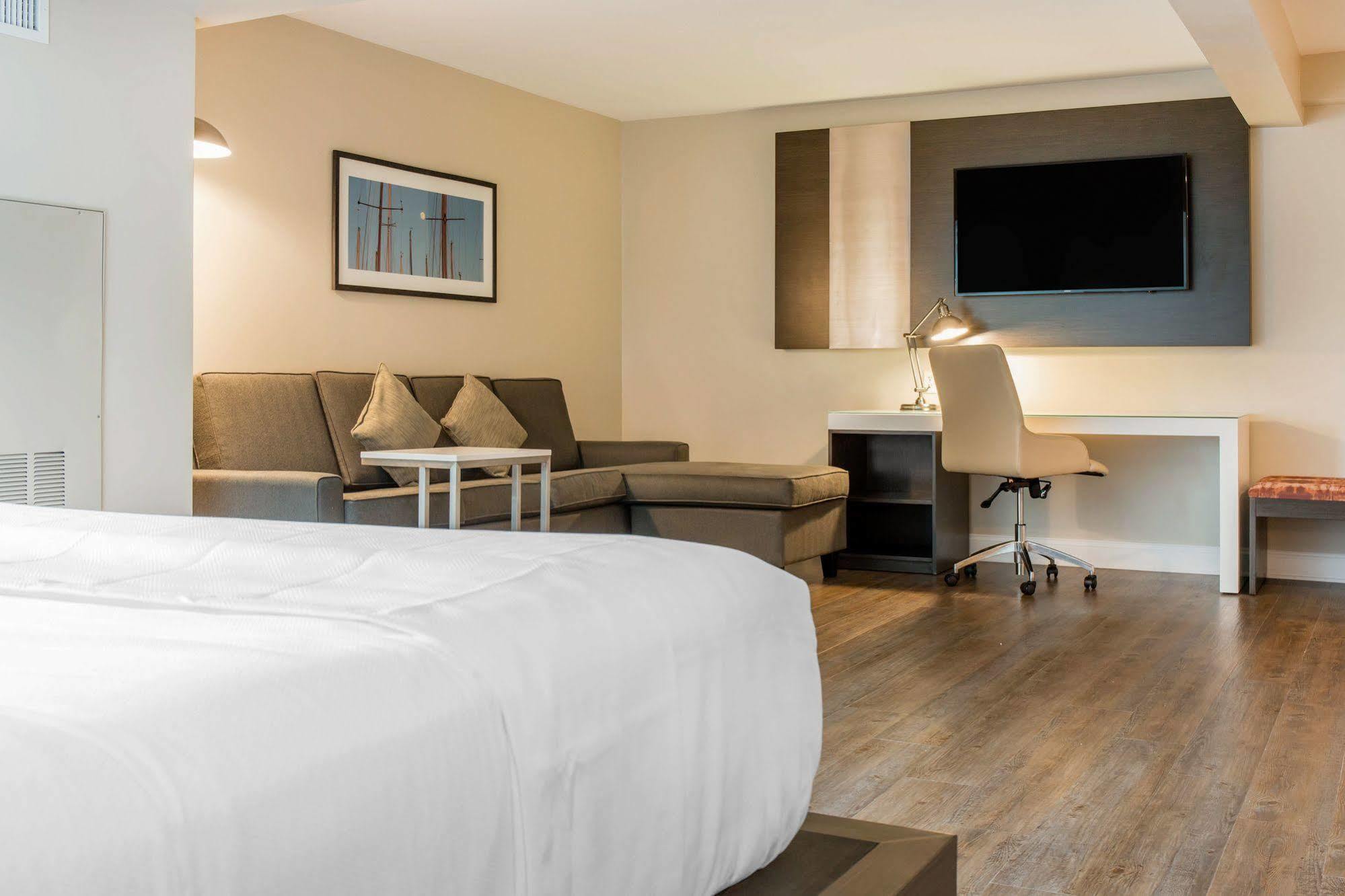 Wyndham Newport Hotel Middletown Exteriér fotografie